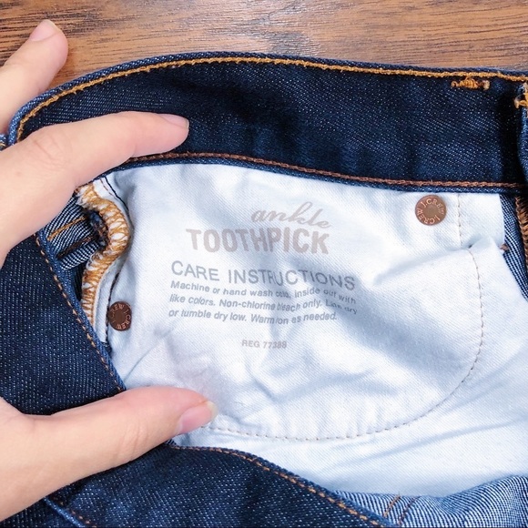 J Crew • Toothpick Ankle skinny jeans dark wash 8" low mid rise cropped - Picture 5 of 10
